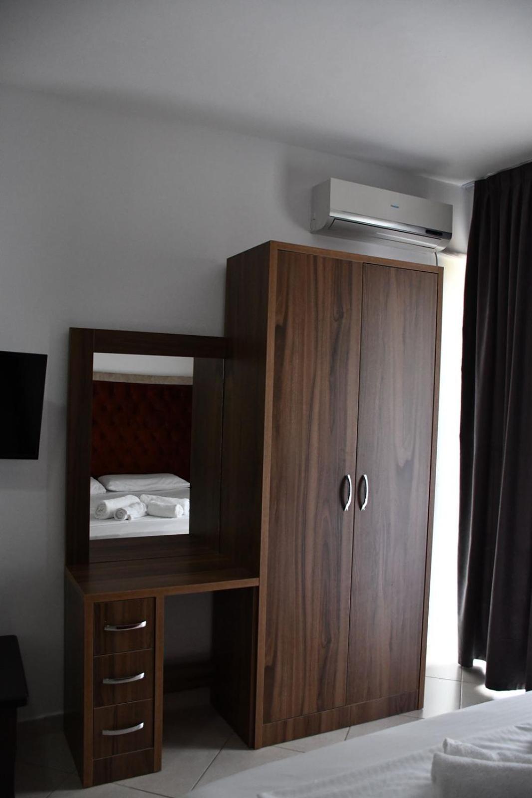Shengjin Apartamente Antoni Exterior photo
